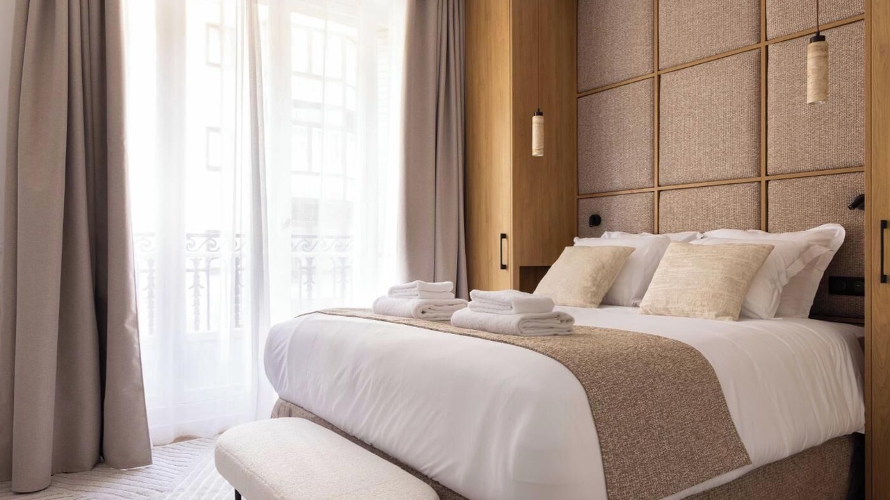 Photo of Bedroom in Val-de-Grace