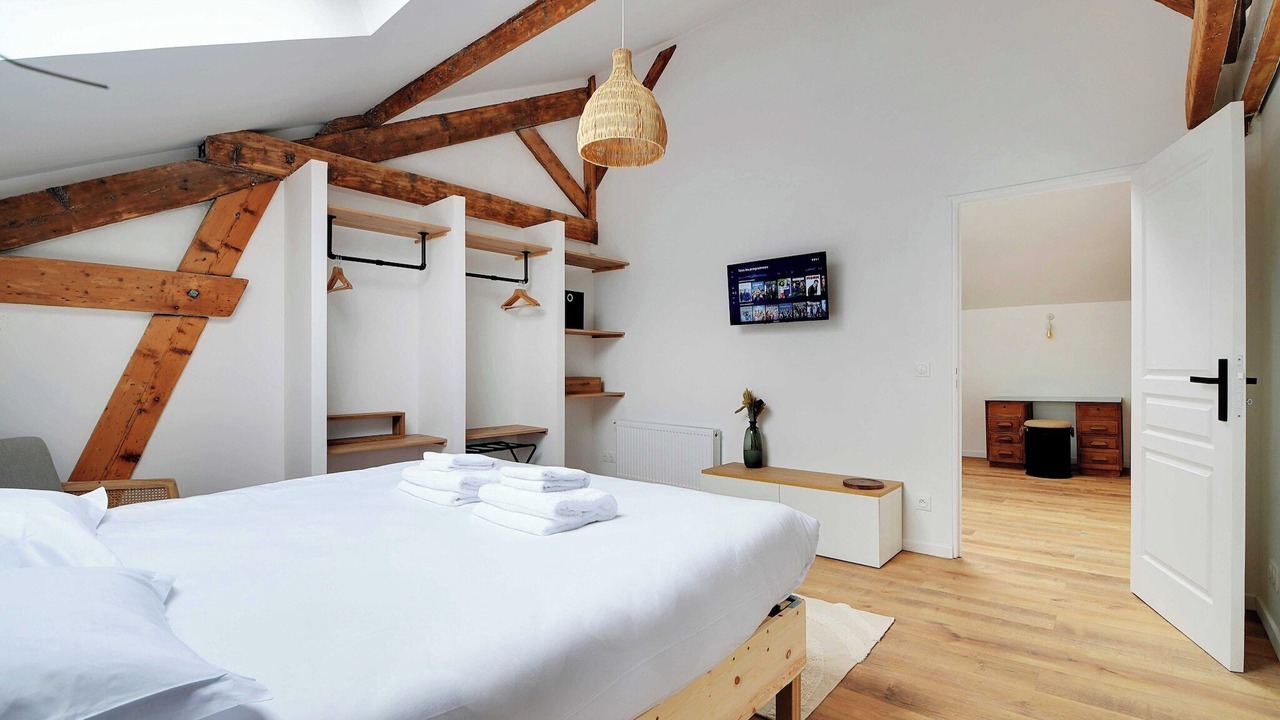 Photo of Bedroom in Les Puces de Saint-Ouen