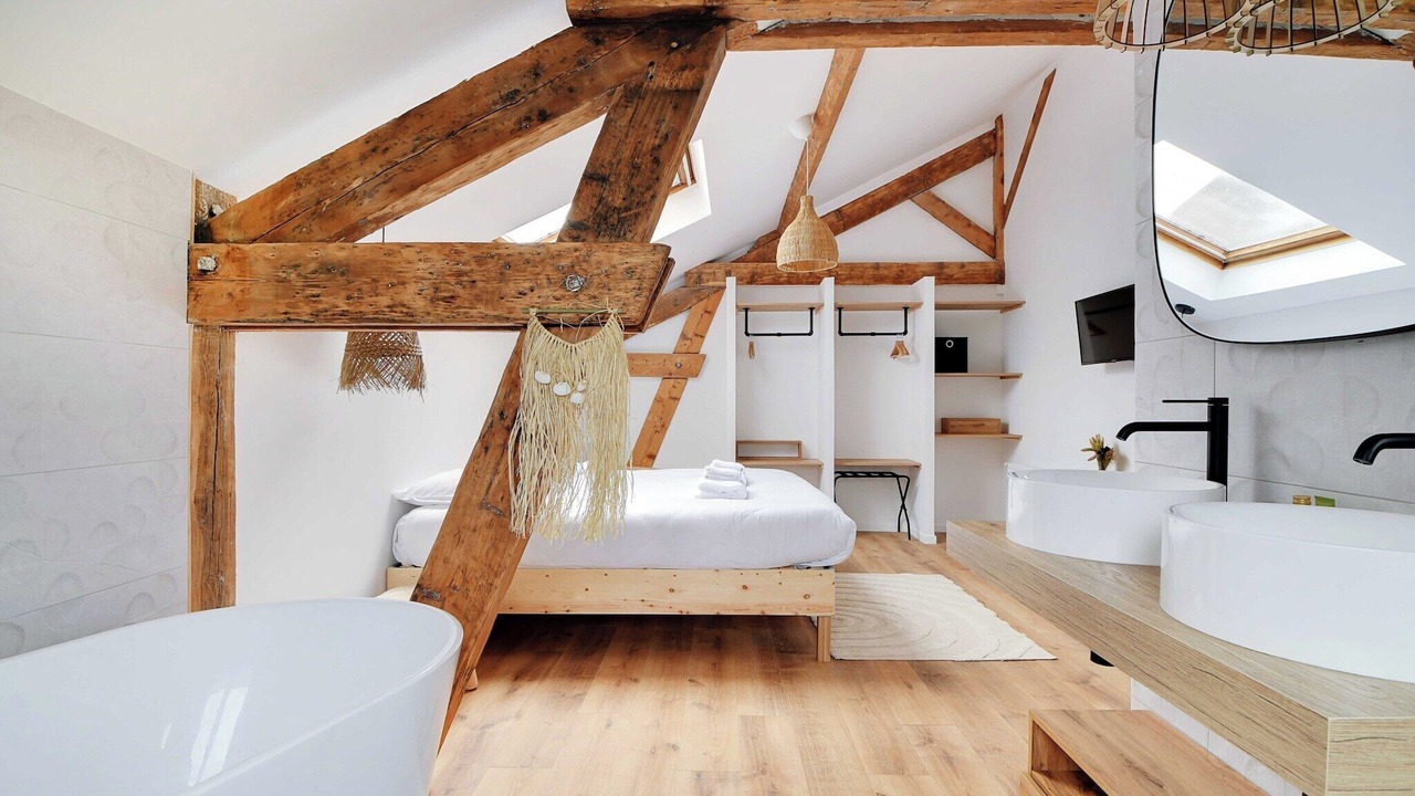 Photo of Bathroom in Les Puces de Saint-Ouen