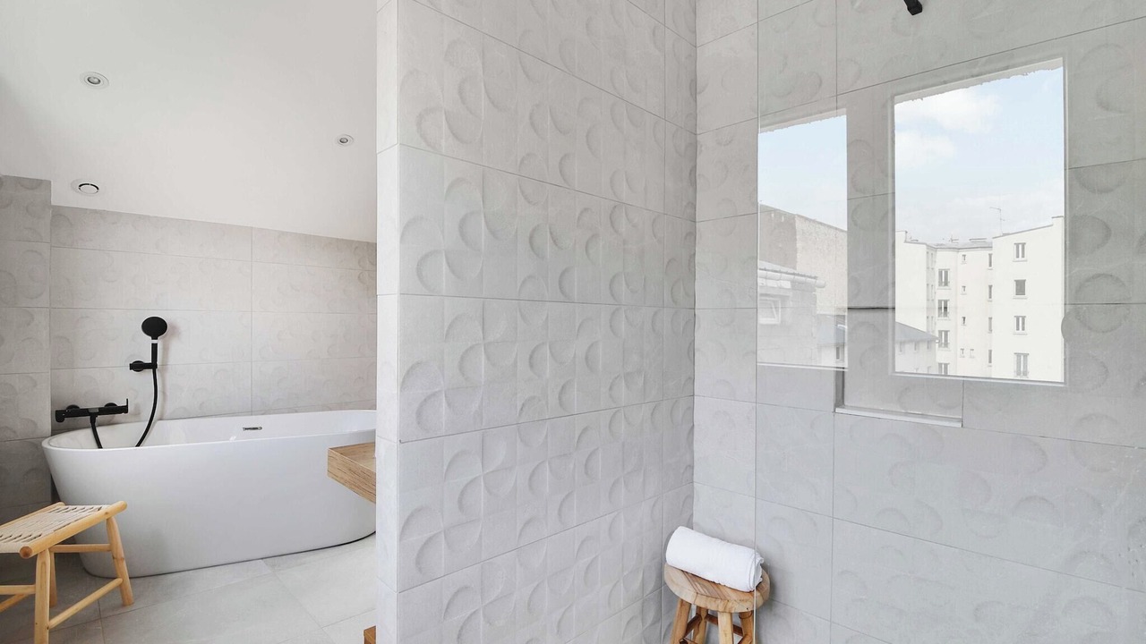 Photo of Bathroom in Les Puces de Saint-Ouen