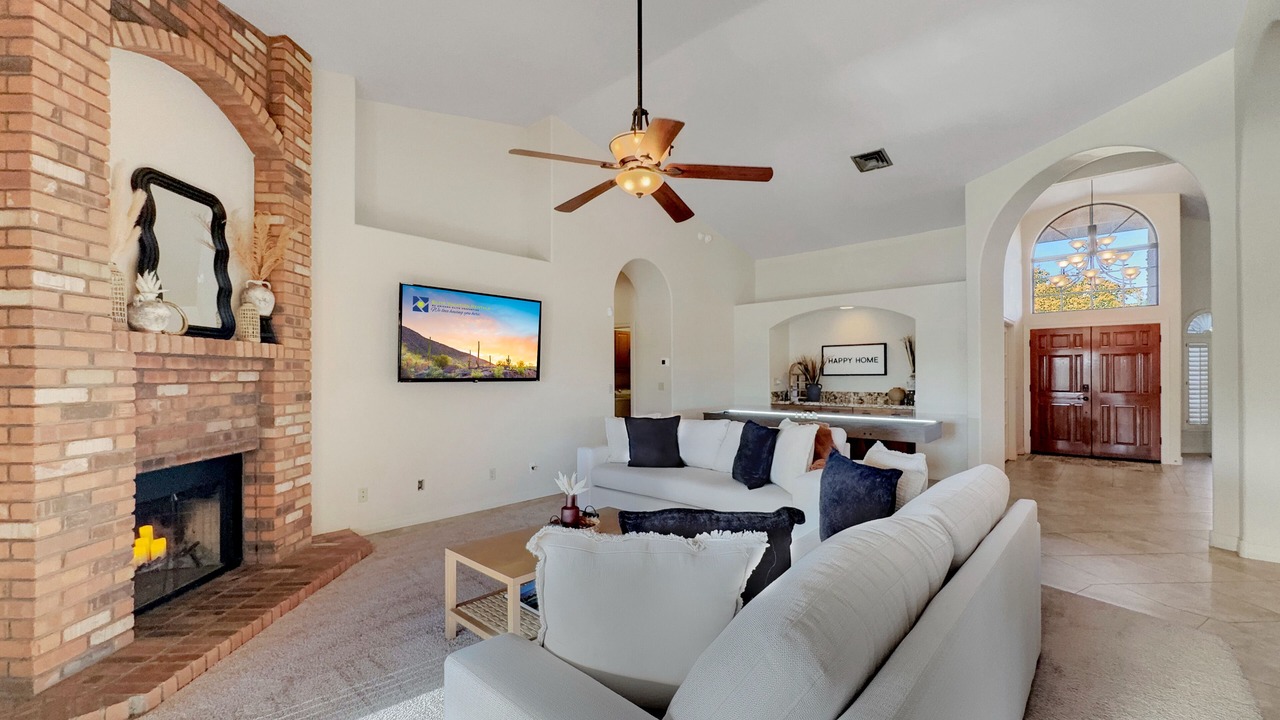 Photo of Livingroom in Island at Ocotillo