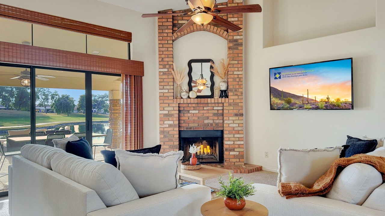 Photo of Livingroom in Island at Ocotillo