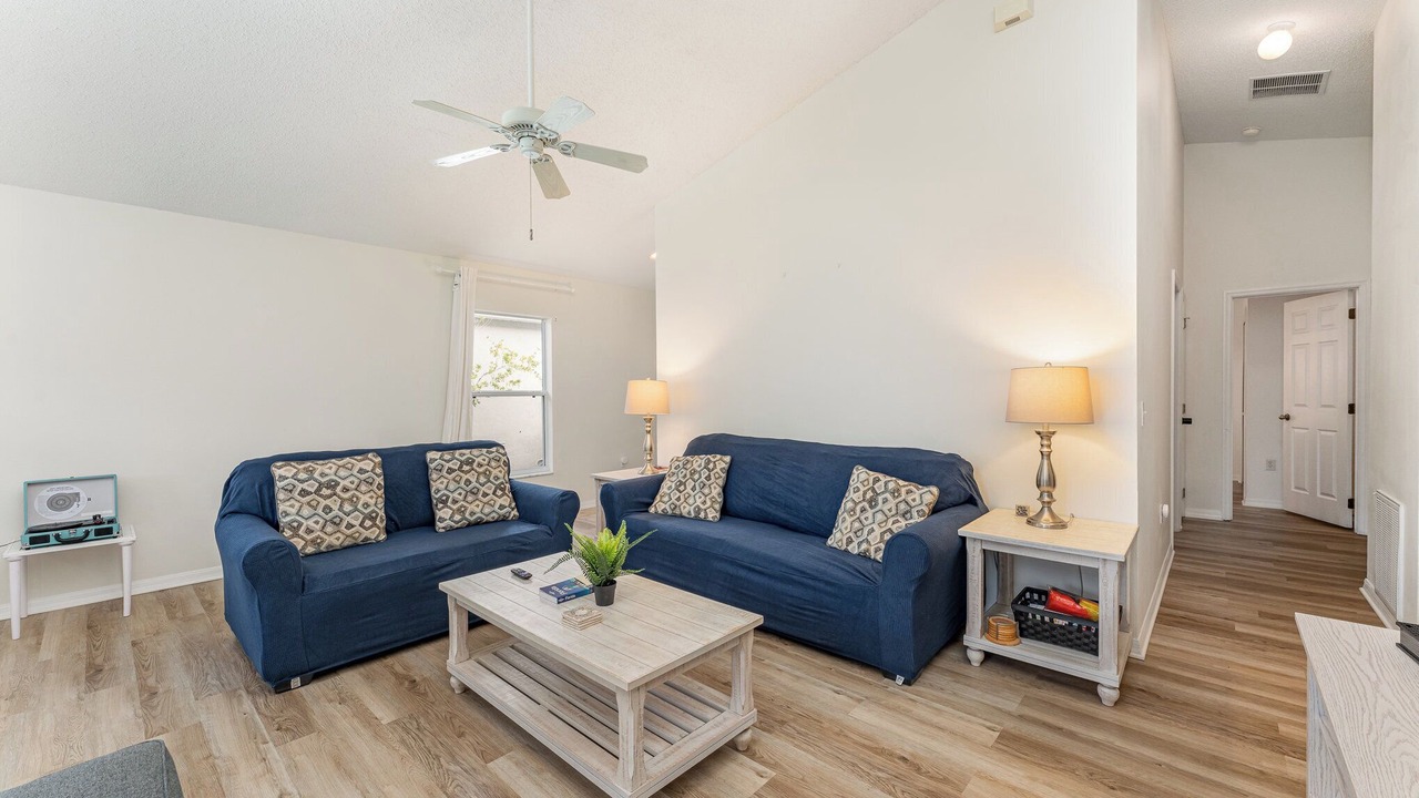 Photo of Livingroom in Haines City