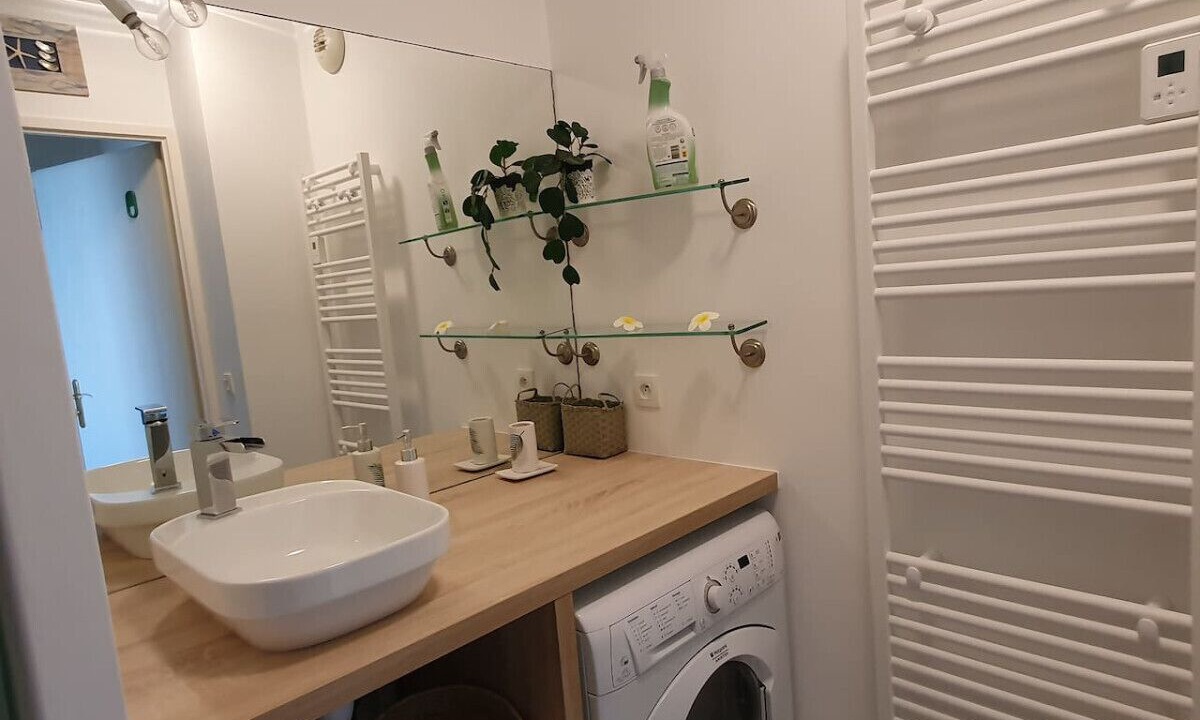 Photo of Bathroom in Chatillon