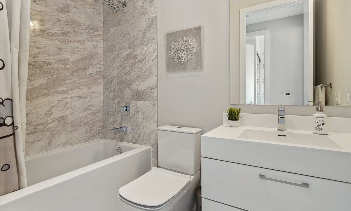 Photo of Bathroom in Yorkville