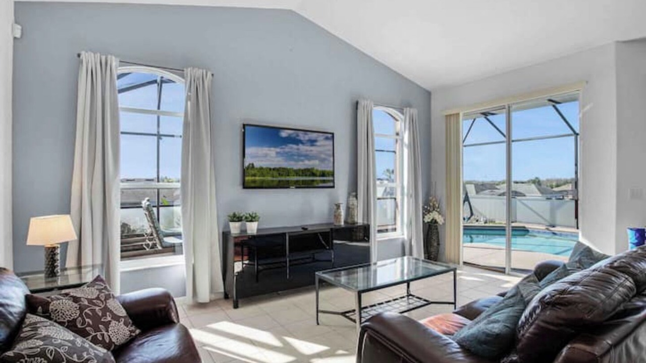 Photo of Livingroom in Tuscan Ridge