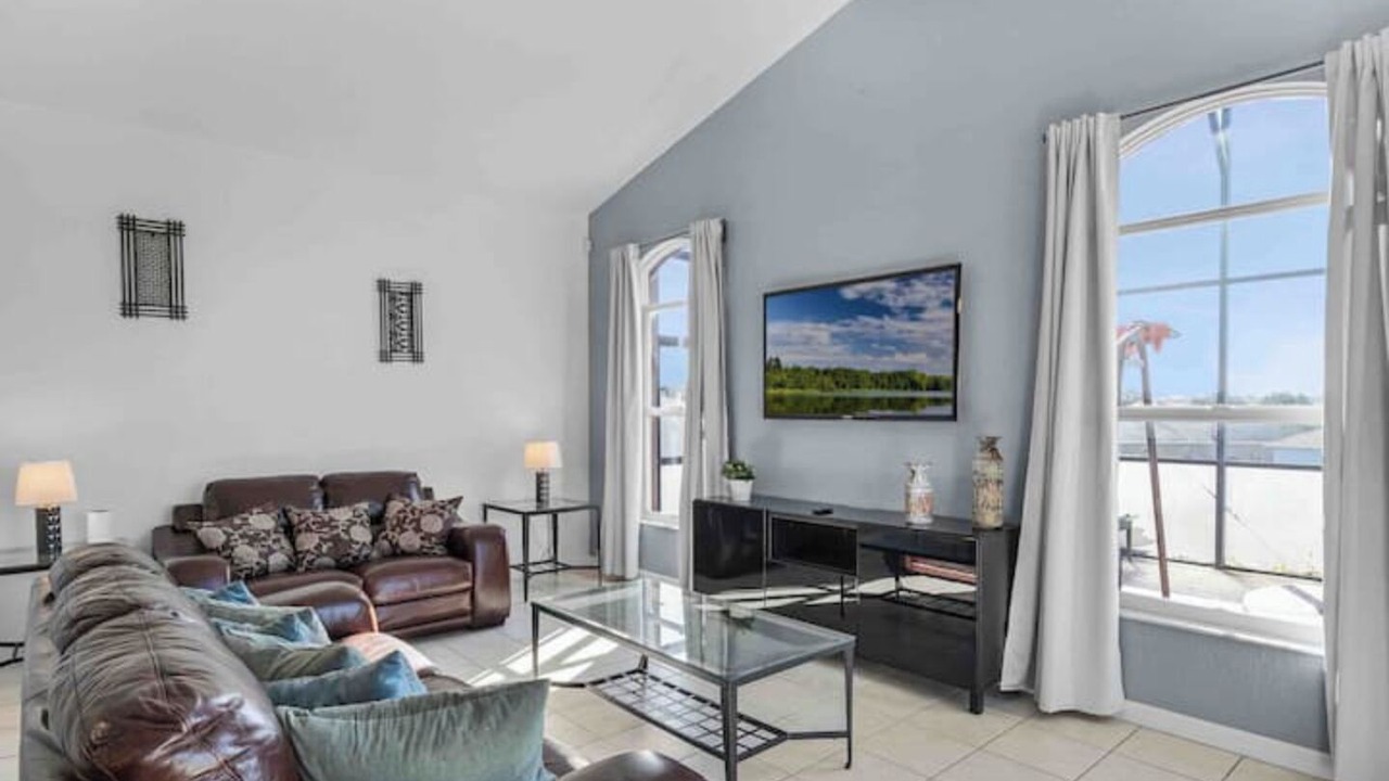 Photo of Livingroom in Tuscan Ridge