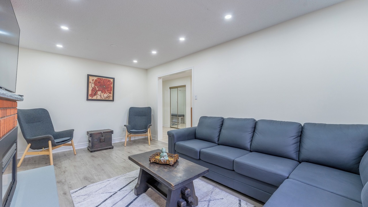 Photo of Livingroom in Brampton