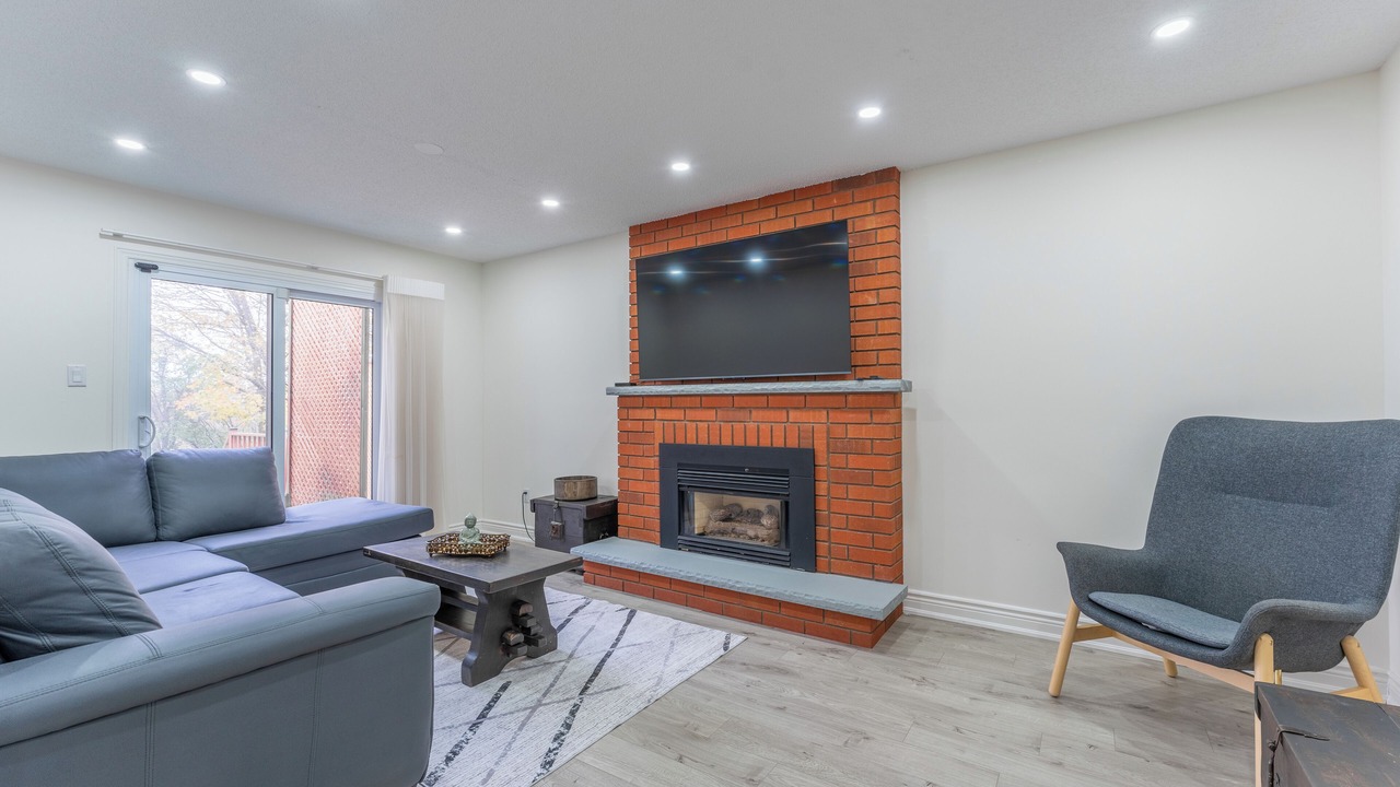 Photo of Livingroom in Brampton