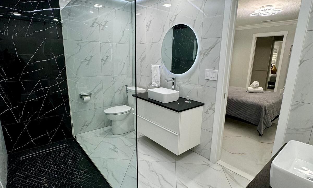 Photo of Bathroom in Mill Run