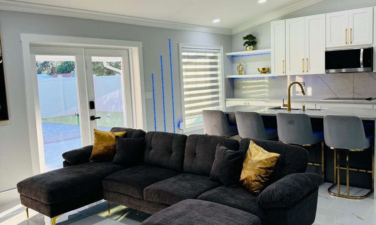 Photo of Livingroom in Mill Run