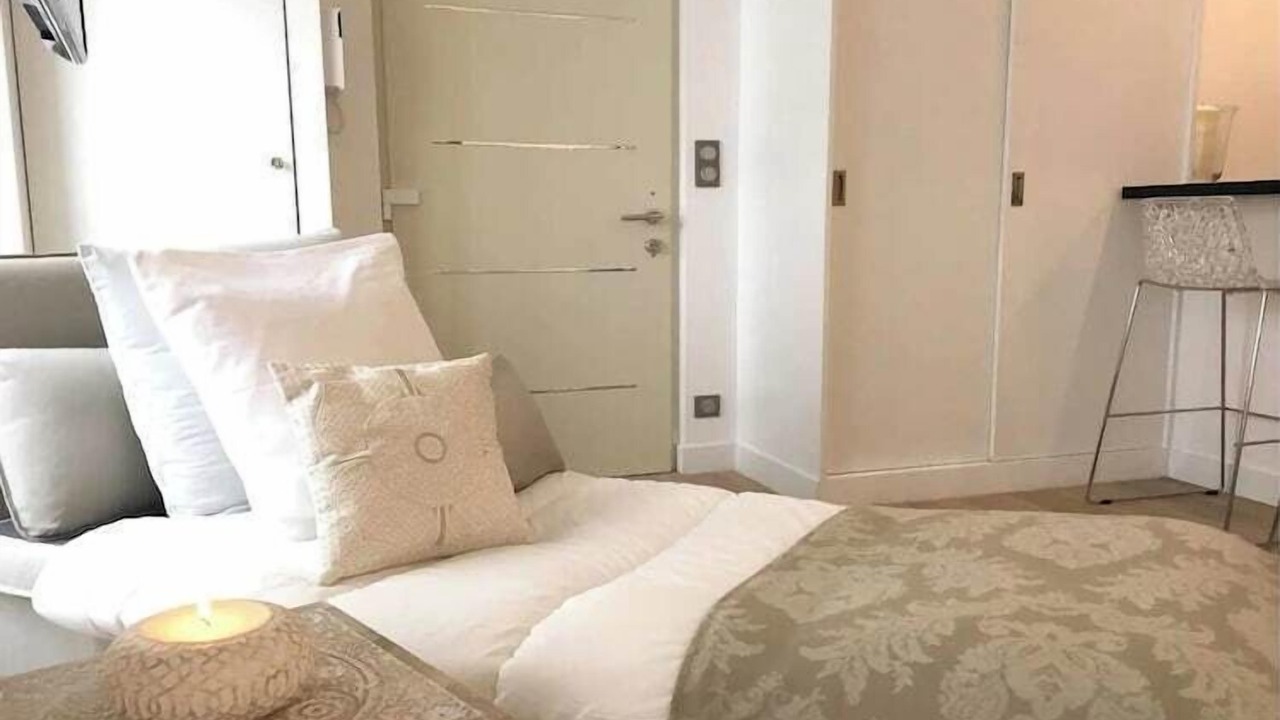 Photo of Bedroom in Chaussee-d'Antin
