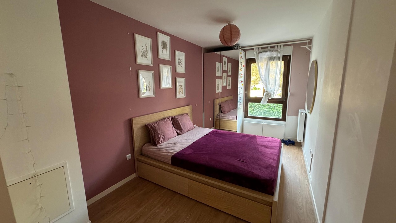 Photo of Bedroom in Saint-Denis