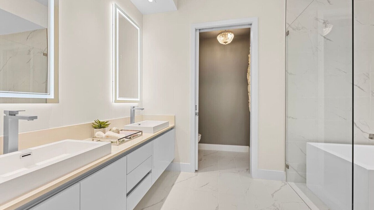 Photo of Bathroom in Florida North Atlantic Coast