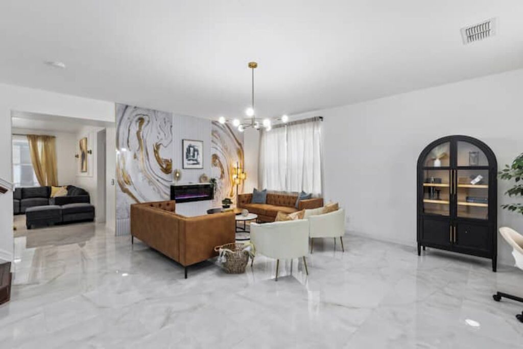 Photo of Livingroom in Legacy Park