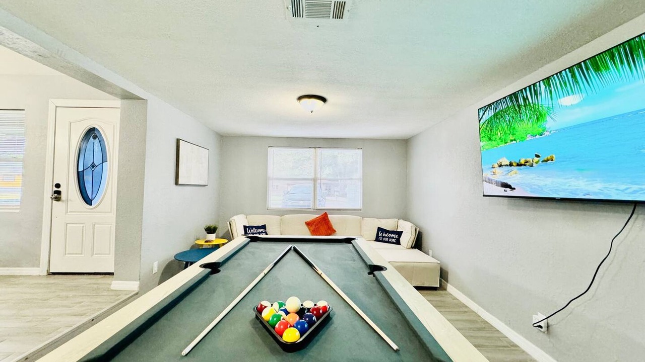 Photo of Bedroom in Crystal Lake