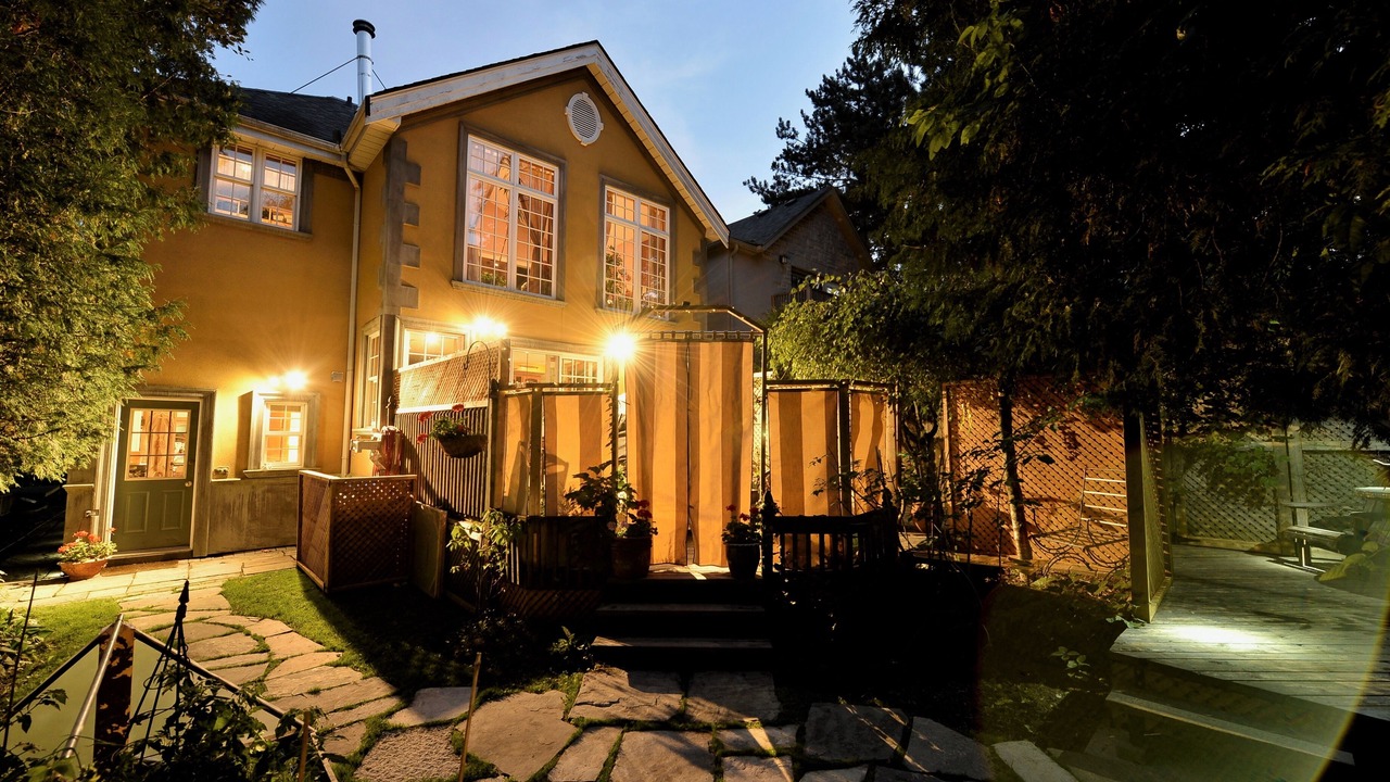 Photo of Outdoor in East York