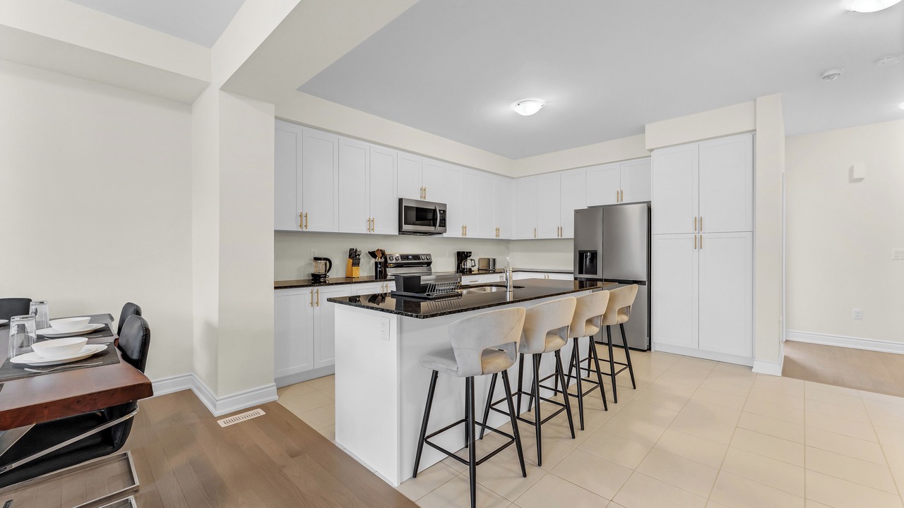 Photo of Kitchen in Oakville