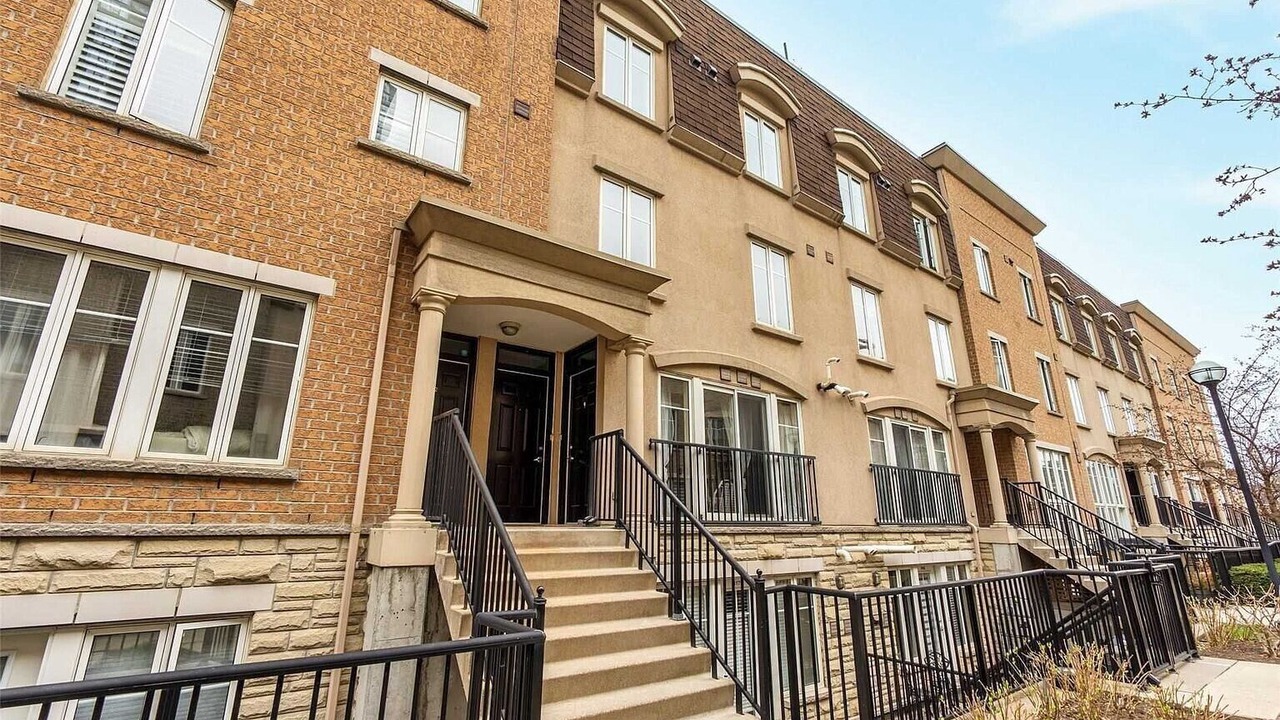 Photo of Outdoor in King West Village