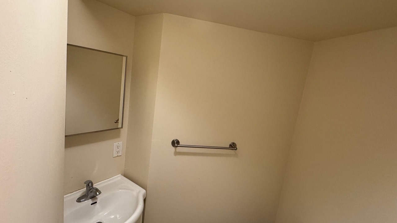 Photo of Bathroom in Central Erin Mills
