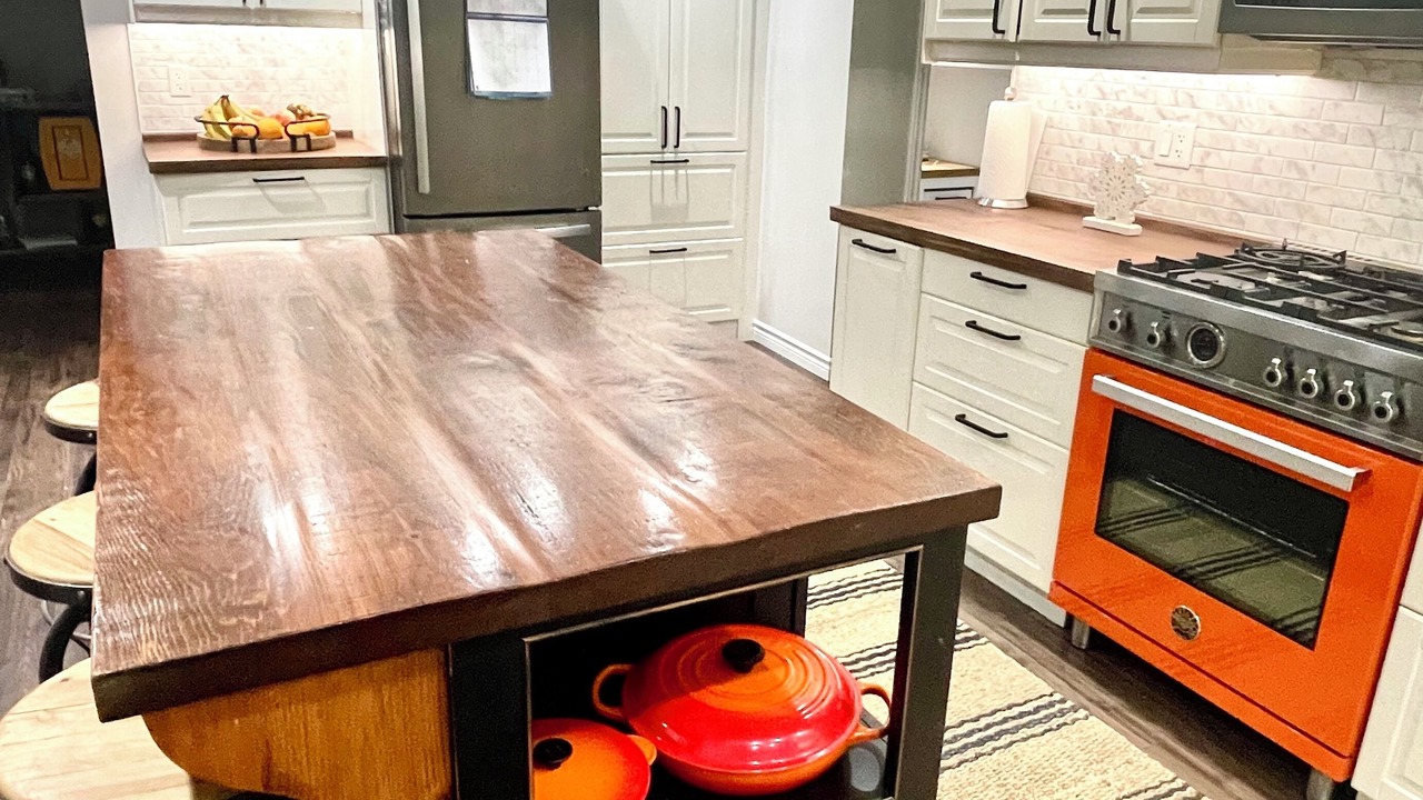 Photo of Kitchen in Utterson