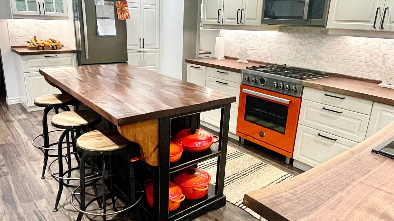 Photo of Kitchen in Utterson