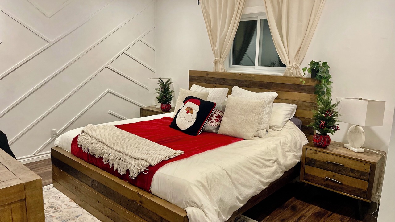 Photo of Bedroom in Utterson