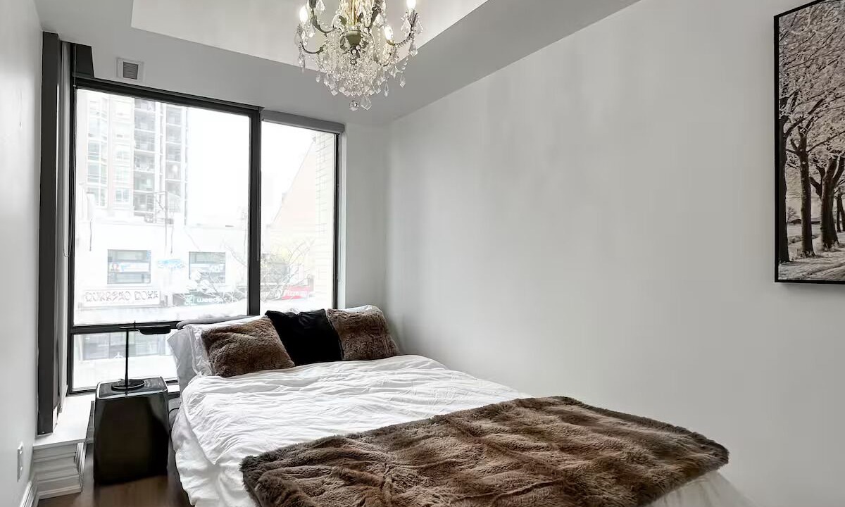 Photo of Bedroom in Yorkville