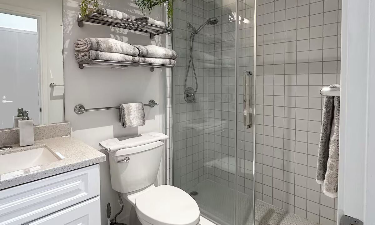 Photo of Bathroom in Yorkville