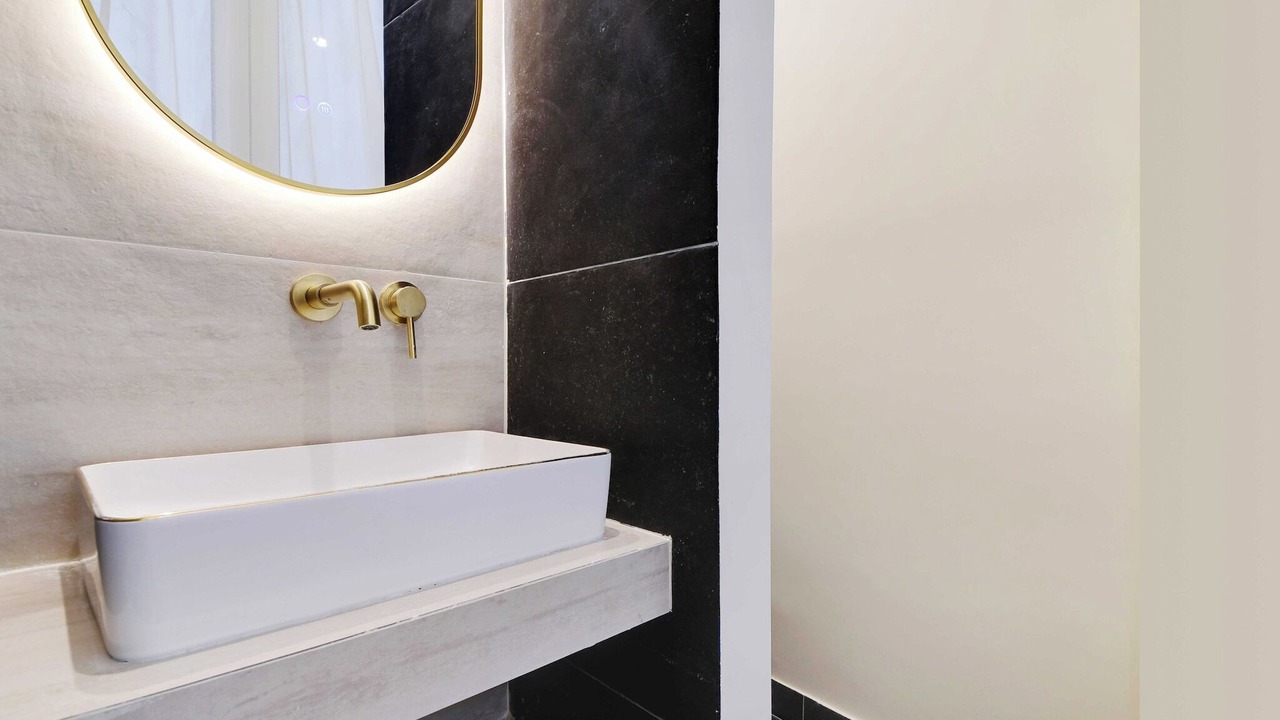 Photo of Bathroom in Arsenal