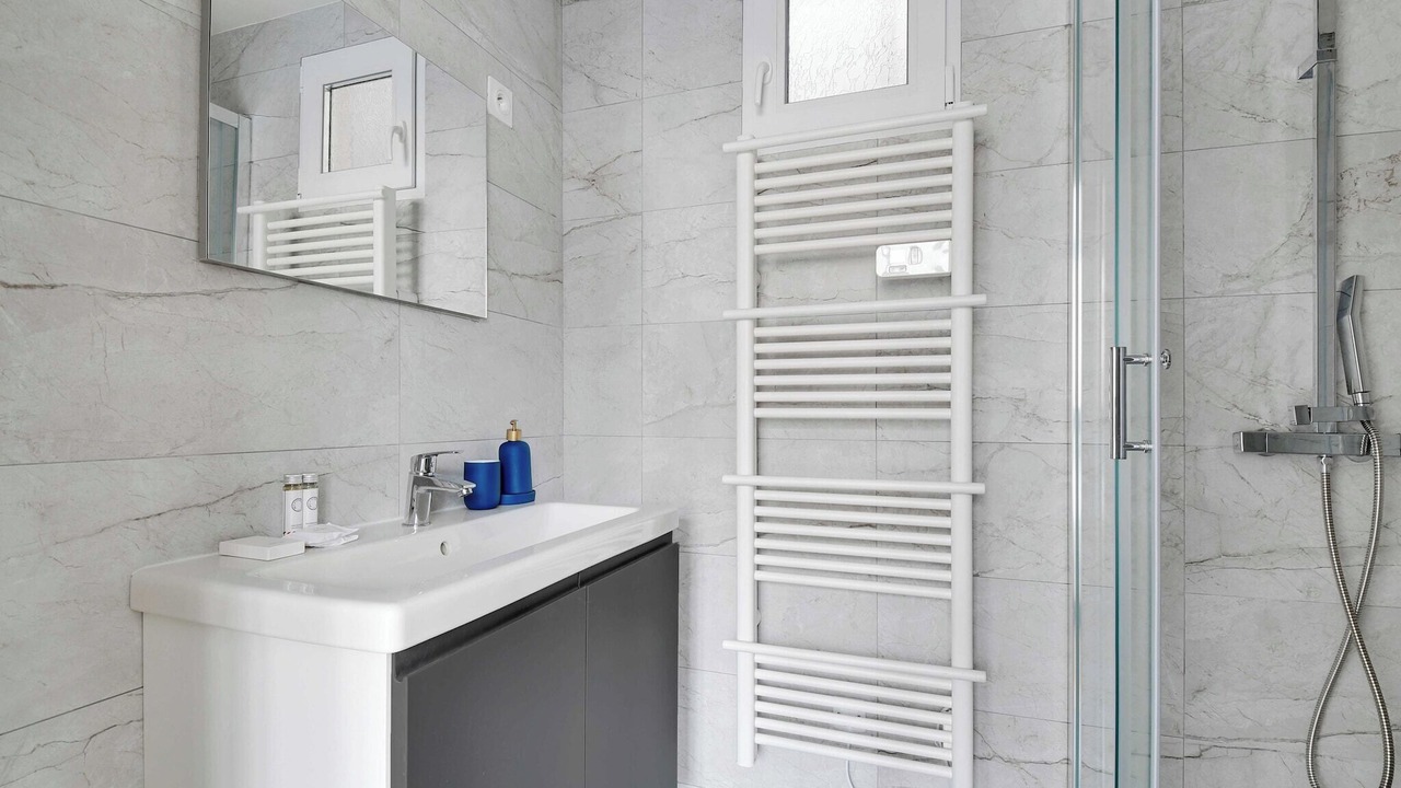 Photo of Bathroom in Belleville