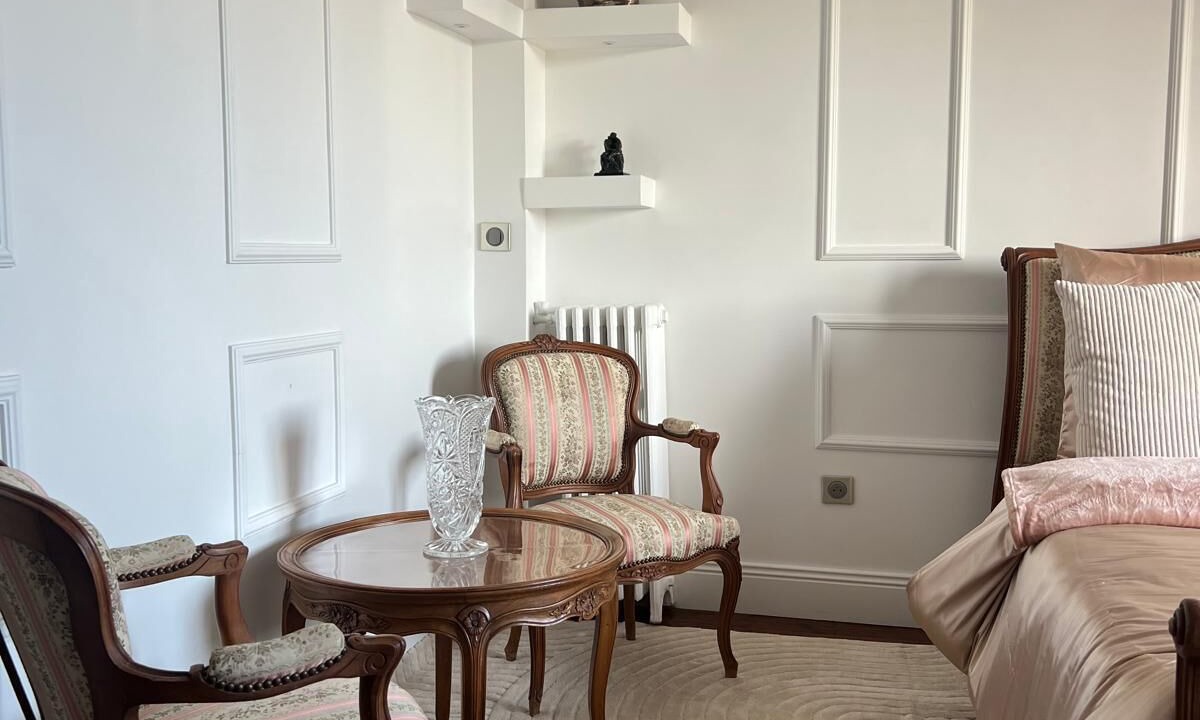Photo of Bedroom in Les Puces de Saint-Ouen