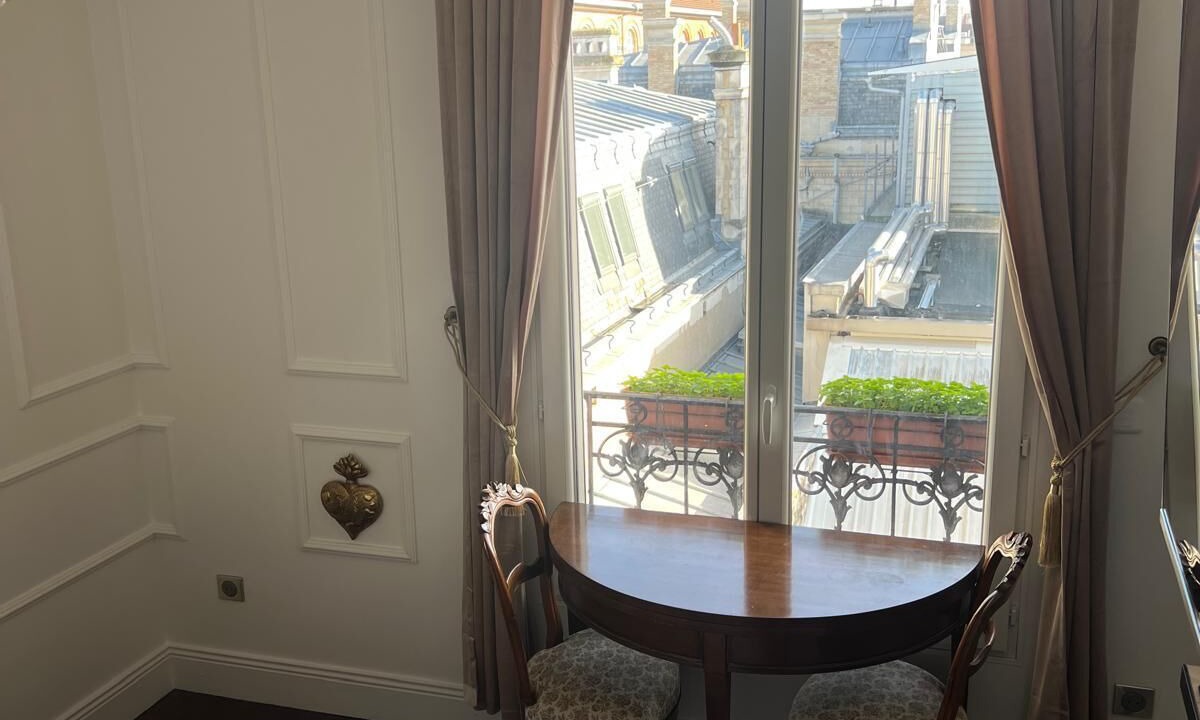 Photo of Bedroom in Les Puces de Saint-Ouen