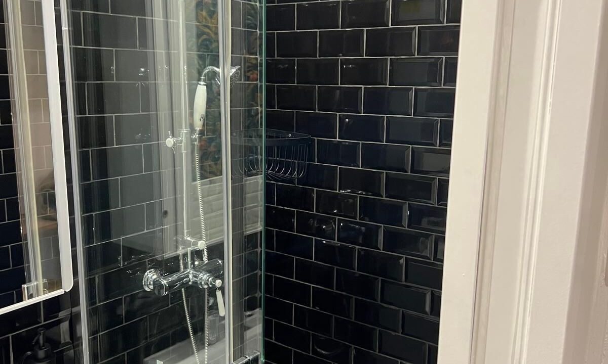 Photo of Bathroom in Les Puces de Saint-Ouen