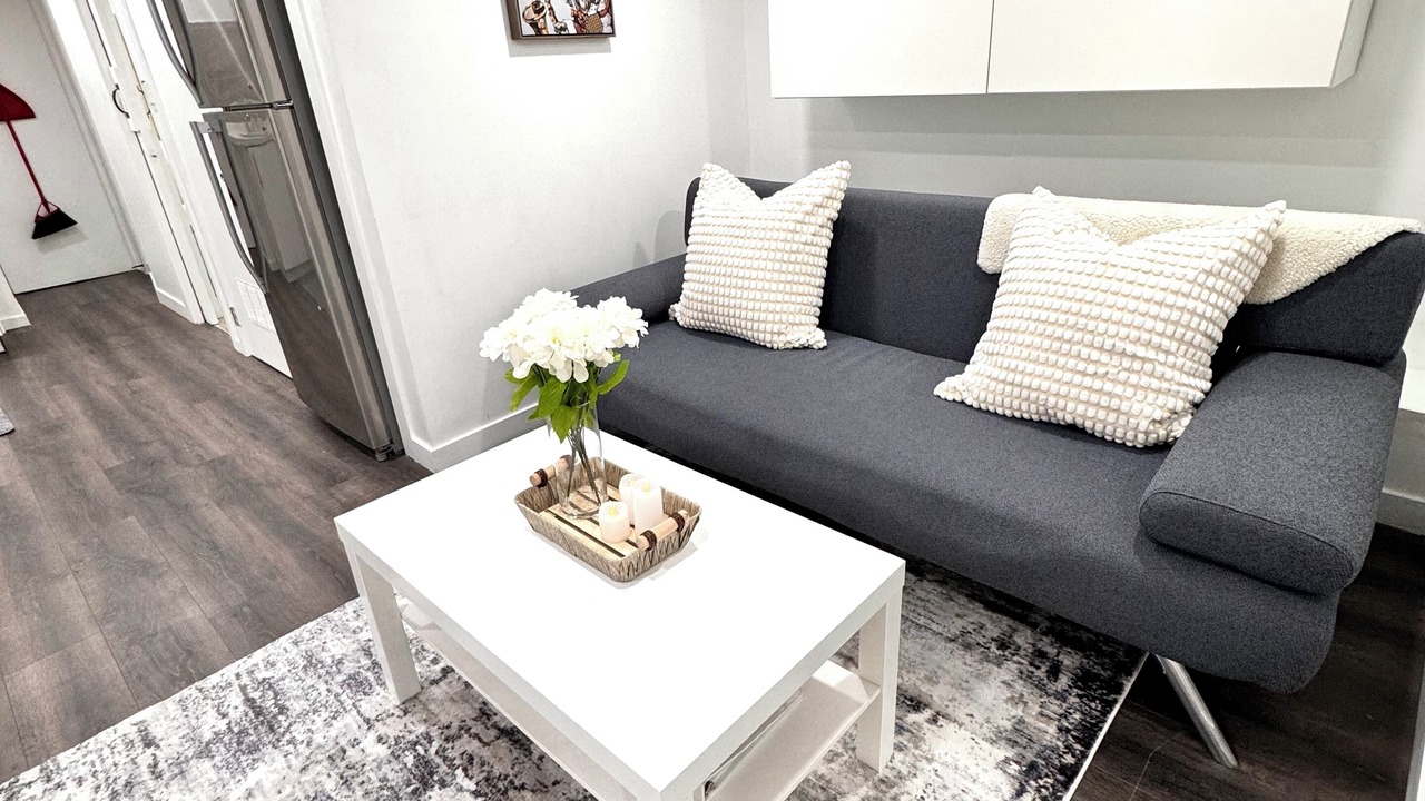 Photo of Livingroom in Runnymede