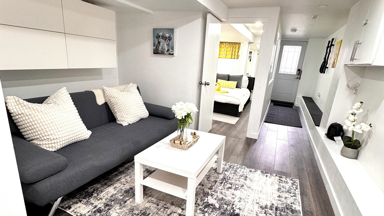 Photo of Livingroom in Runnymede
