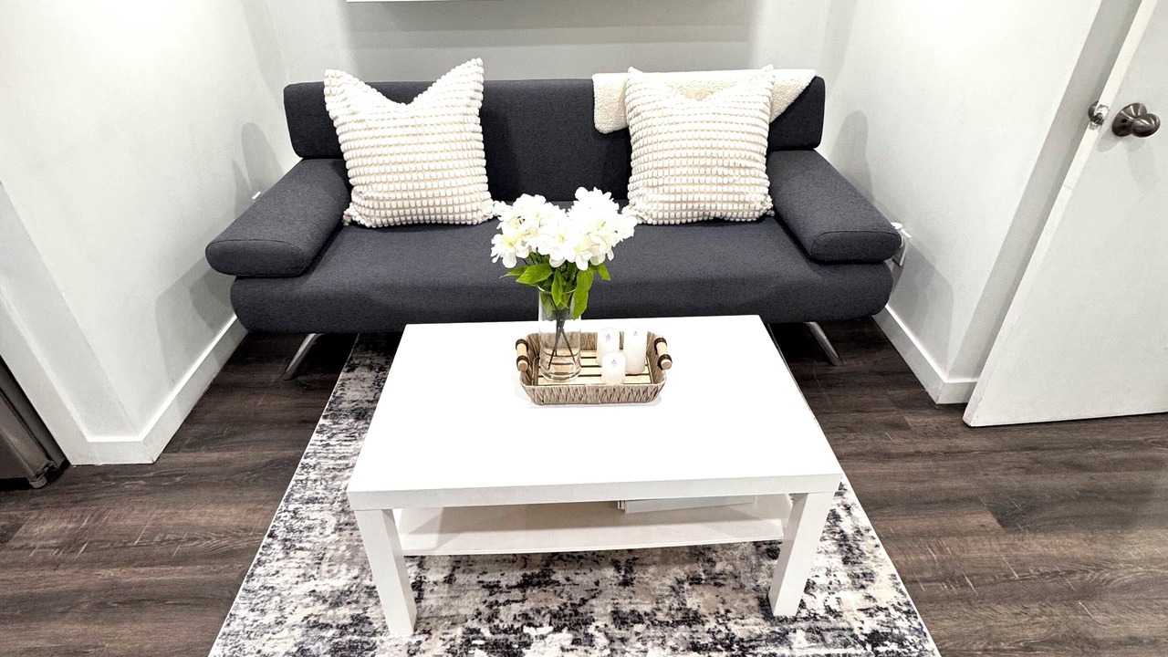 Photo of Livingroom in Runnymede