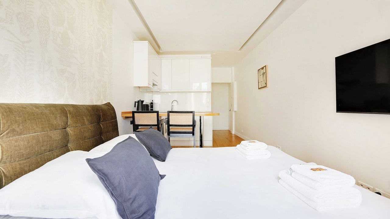 Photo of Bedroom in Levallois-Perret