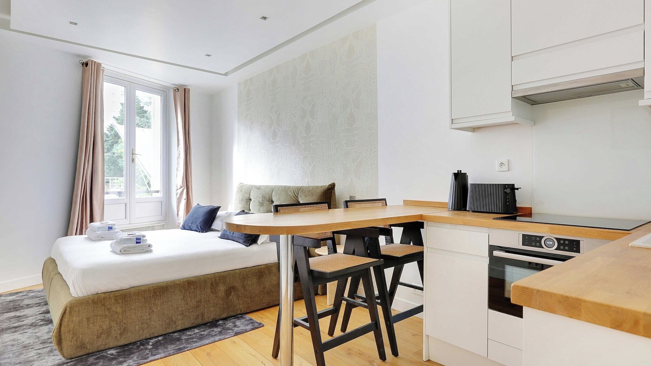 Photo of Bedroom in Levallois-Perret