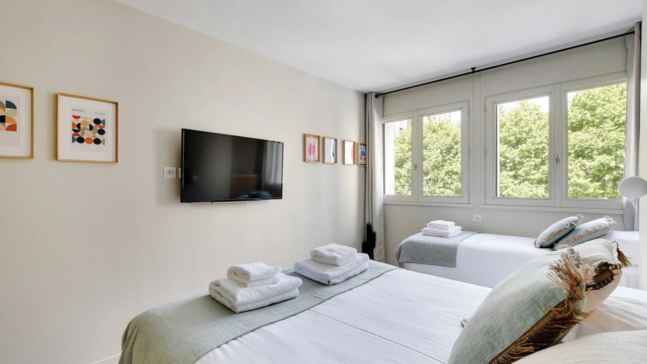 Photo of Bedroom in Meudon-la-Foret