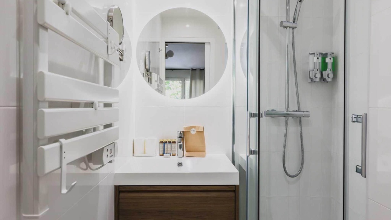 Photo of Bathroom in Meudon-la-Foret