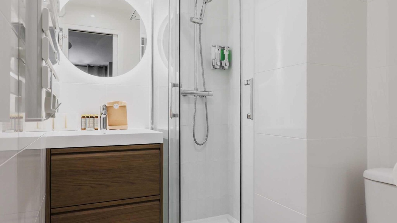 Photo of Bathroom in Meudon-la-Foret
