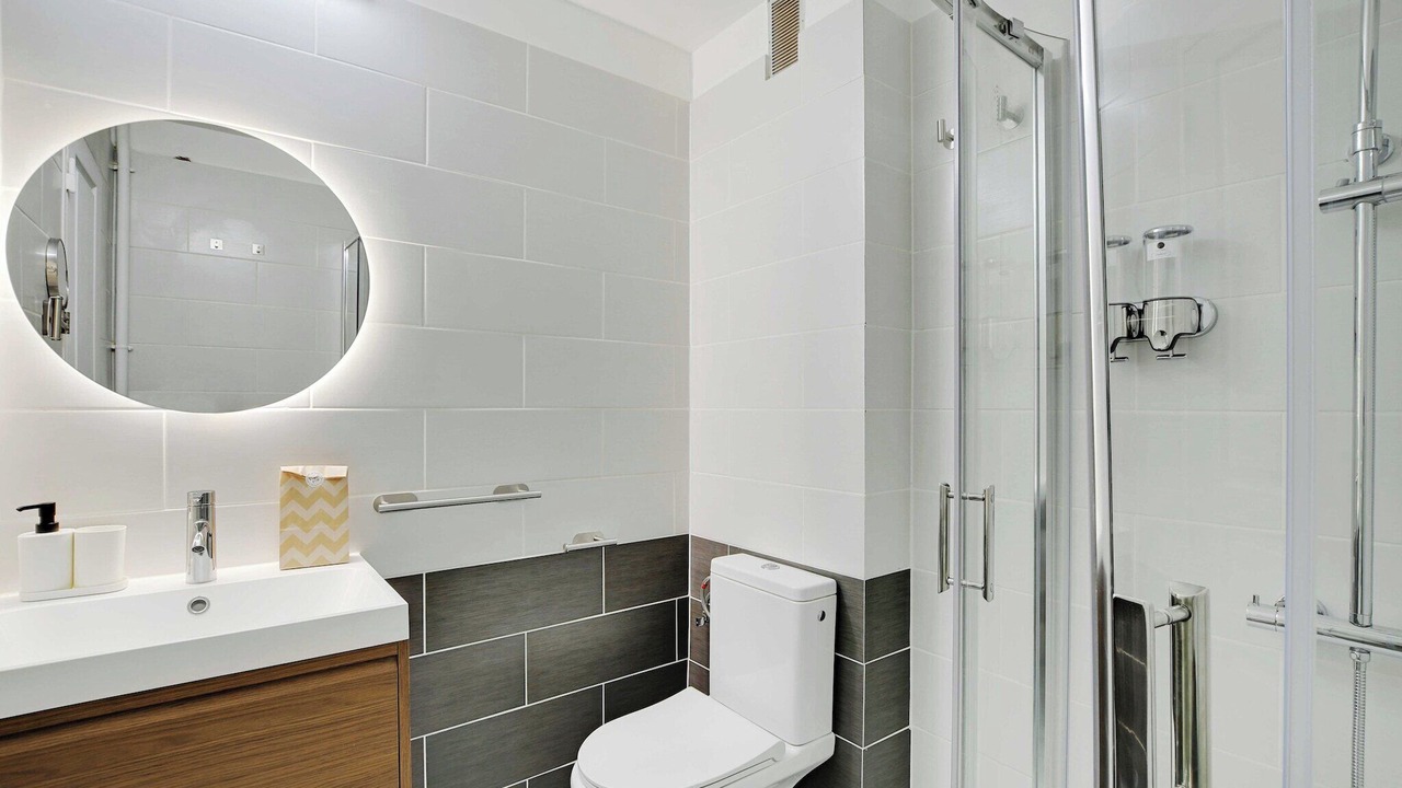 Photo of Bathroom in Meudon-la-Foret