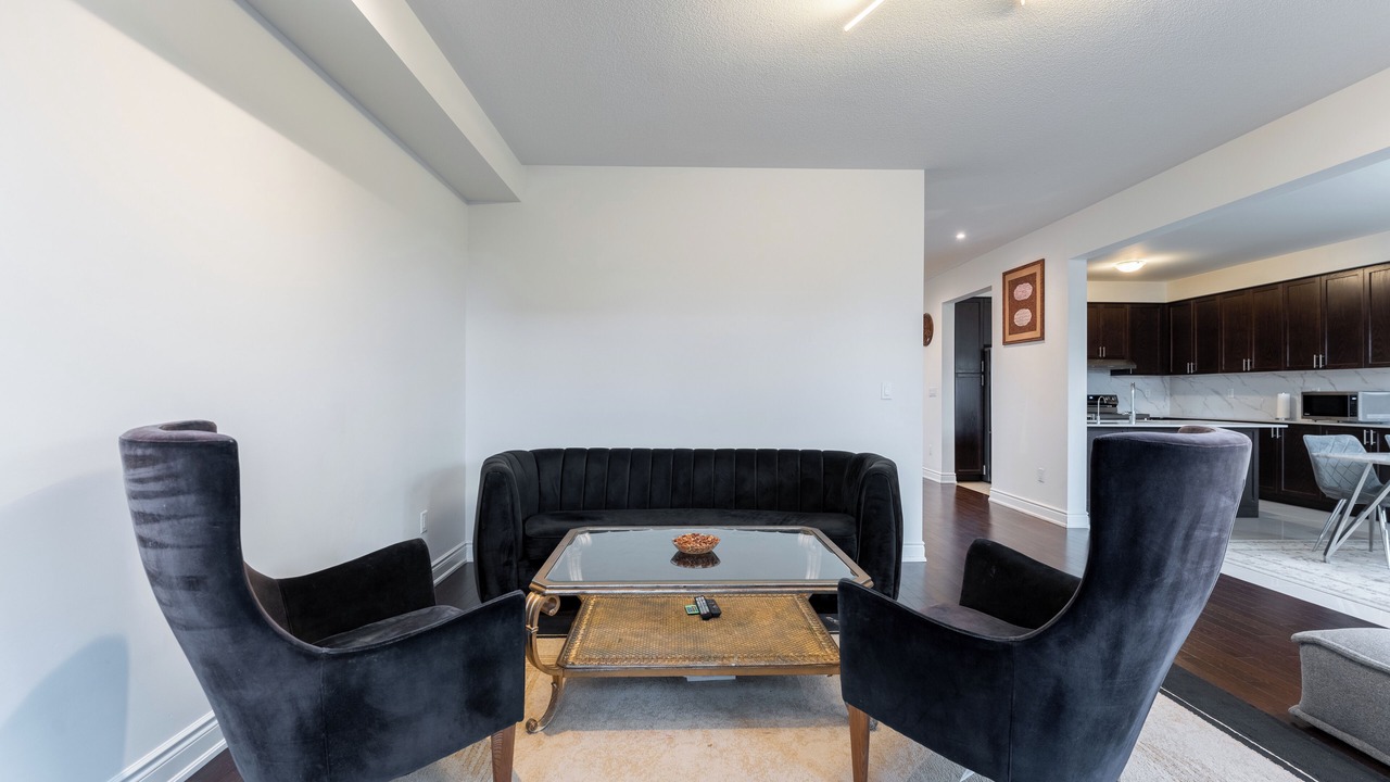 Photo of Livingroom in York Regional Municipality