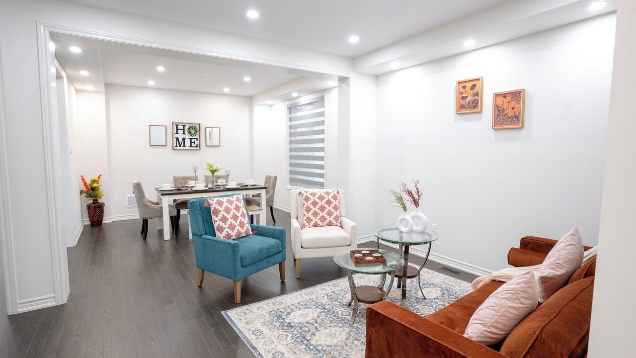 Photo of Livingroom in Adjala-Tosorontio