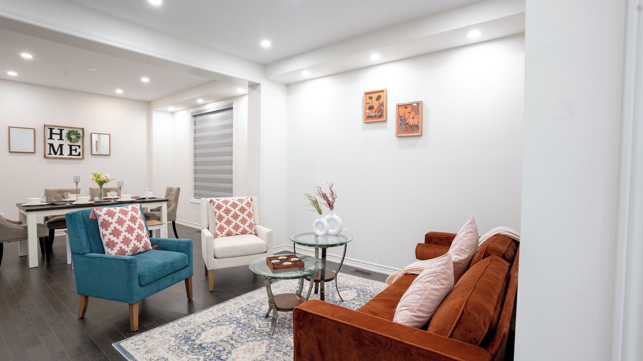 Photo of Livingroom in Adjala-Tosorontio