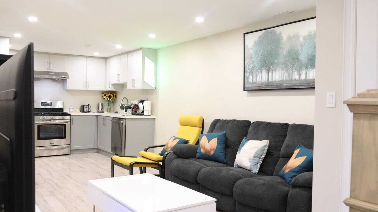 Photo of Livingroom in West Hill