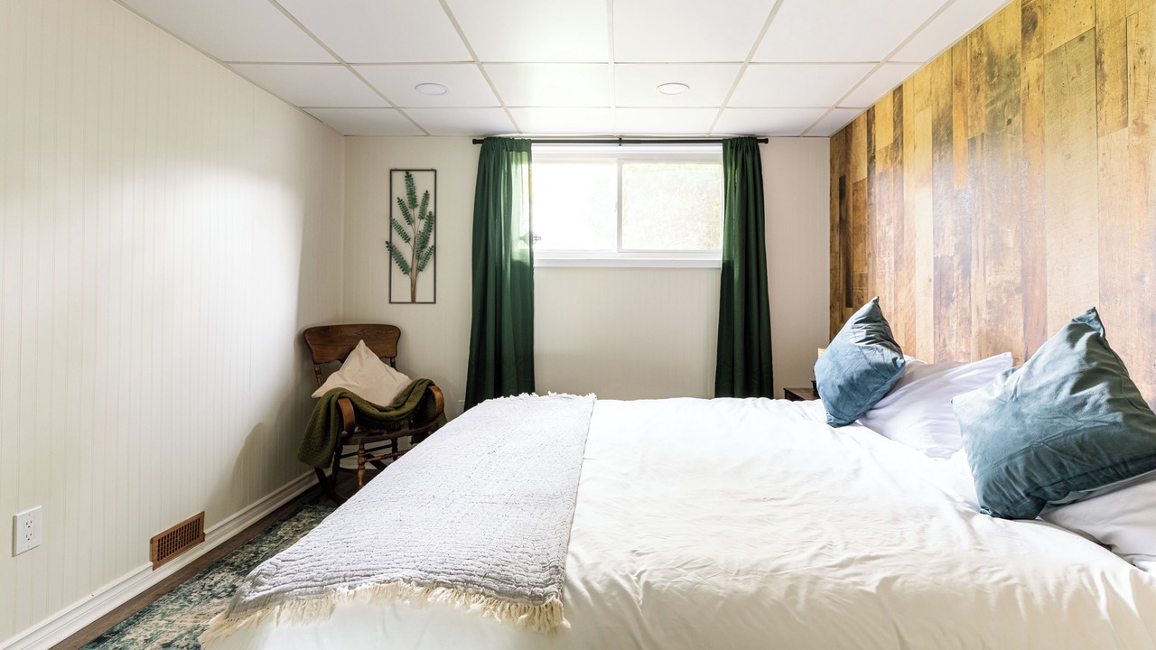 Photo of Bedroom in Hamilton
