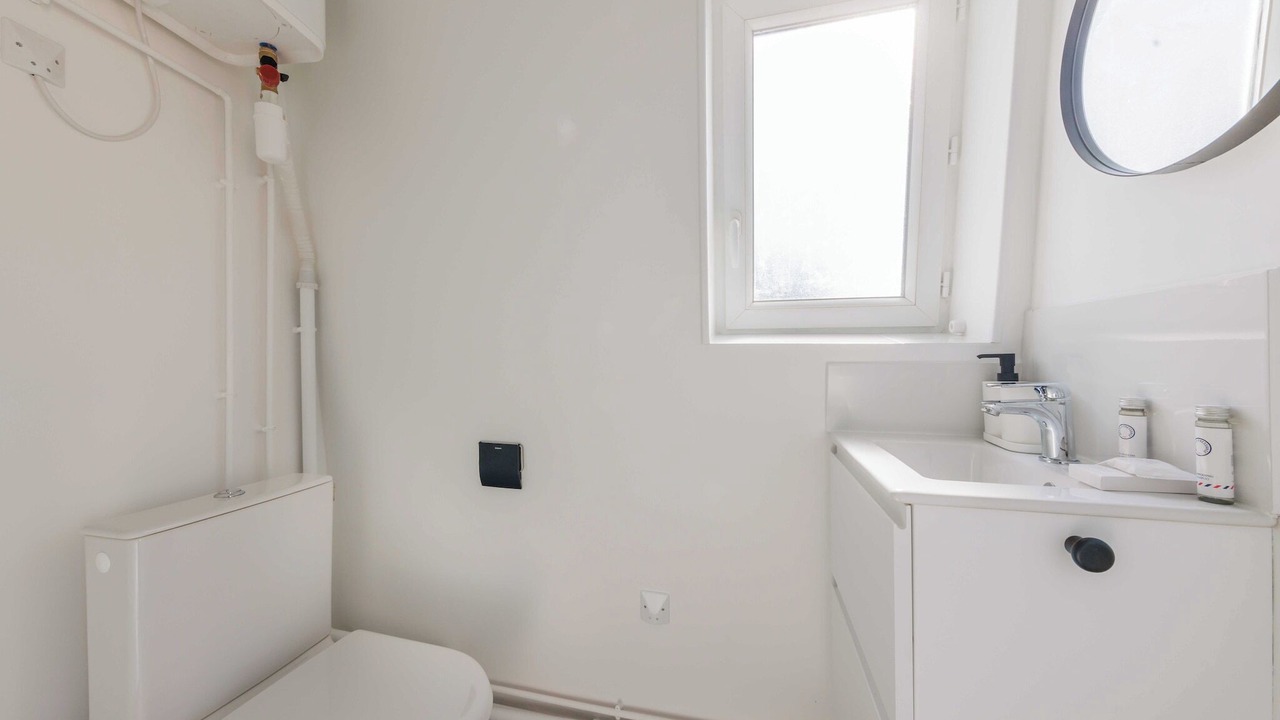 Photo of Bathroom in Pere Lachaise