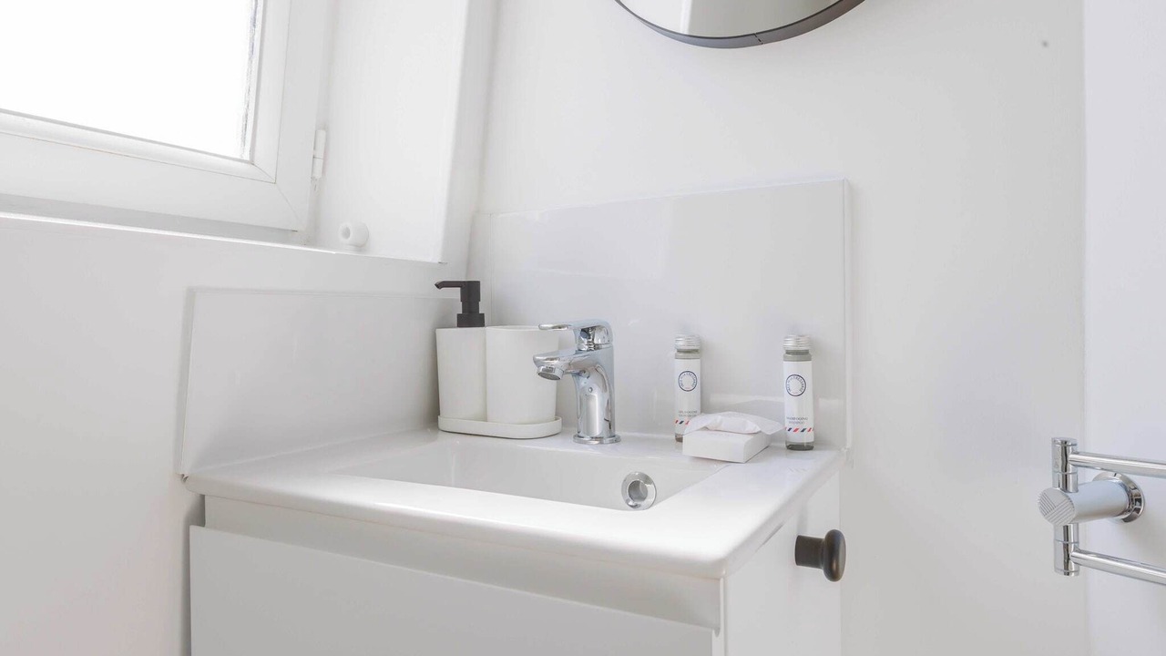 Photo of Bathroom in Pere Lachaise